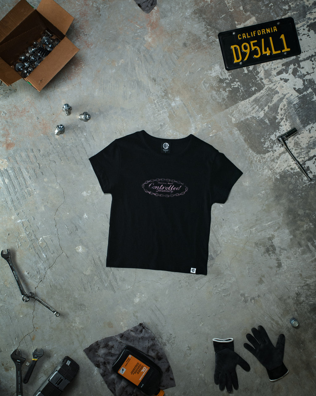 Chained Baby Tee Glossy Pink