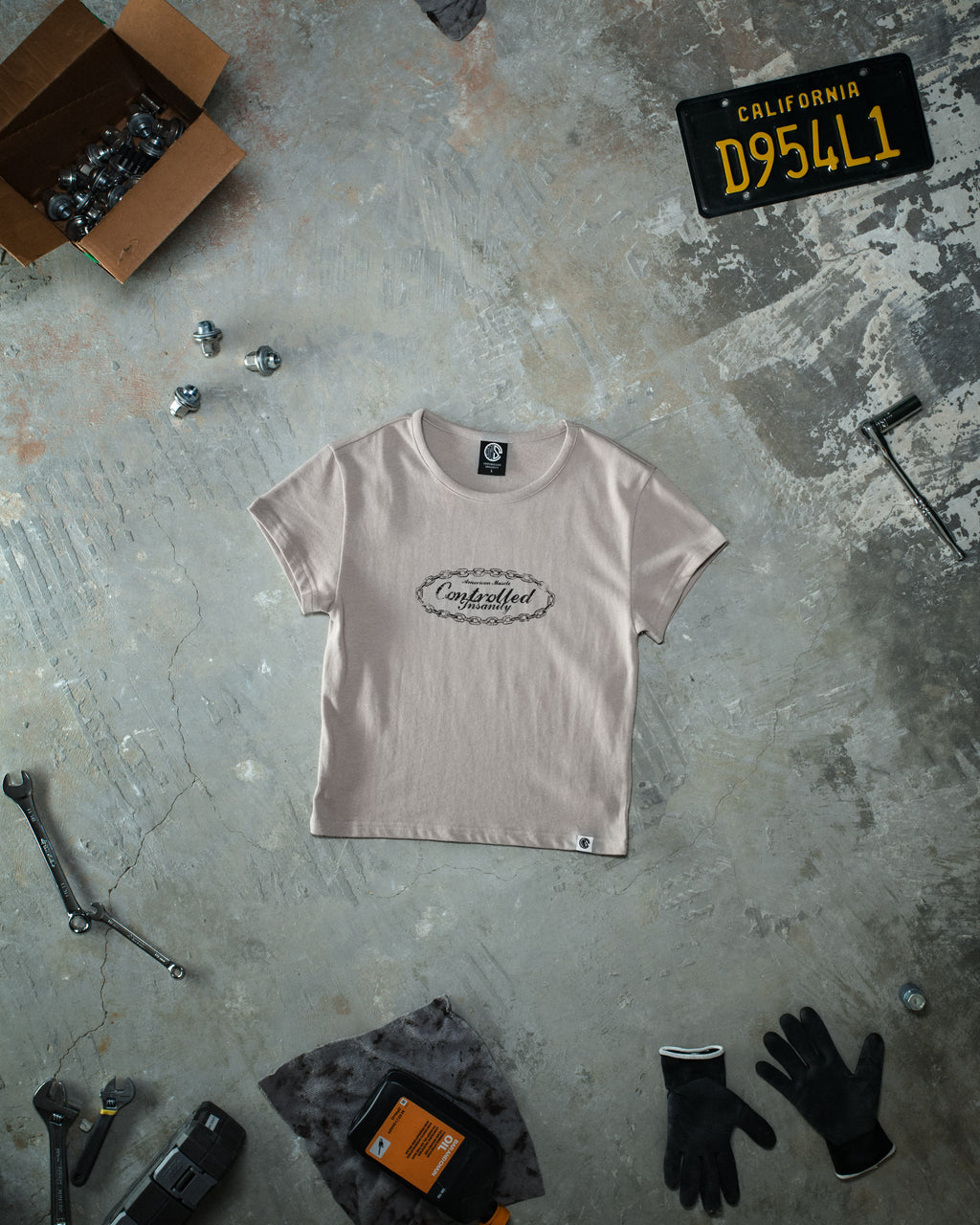 Chained Baby Tee Creme