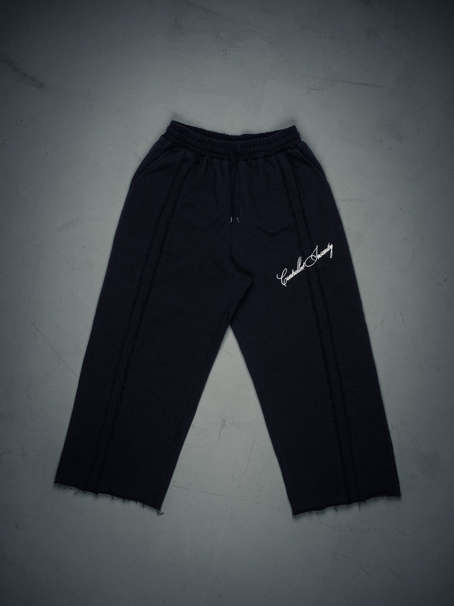 Signature Wideleg Sweats - Pitch Black