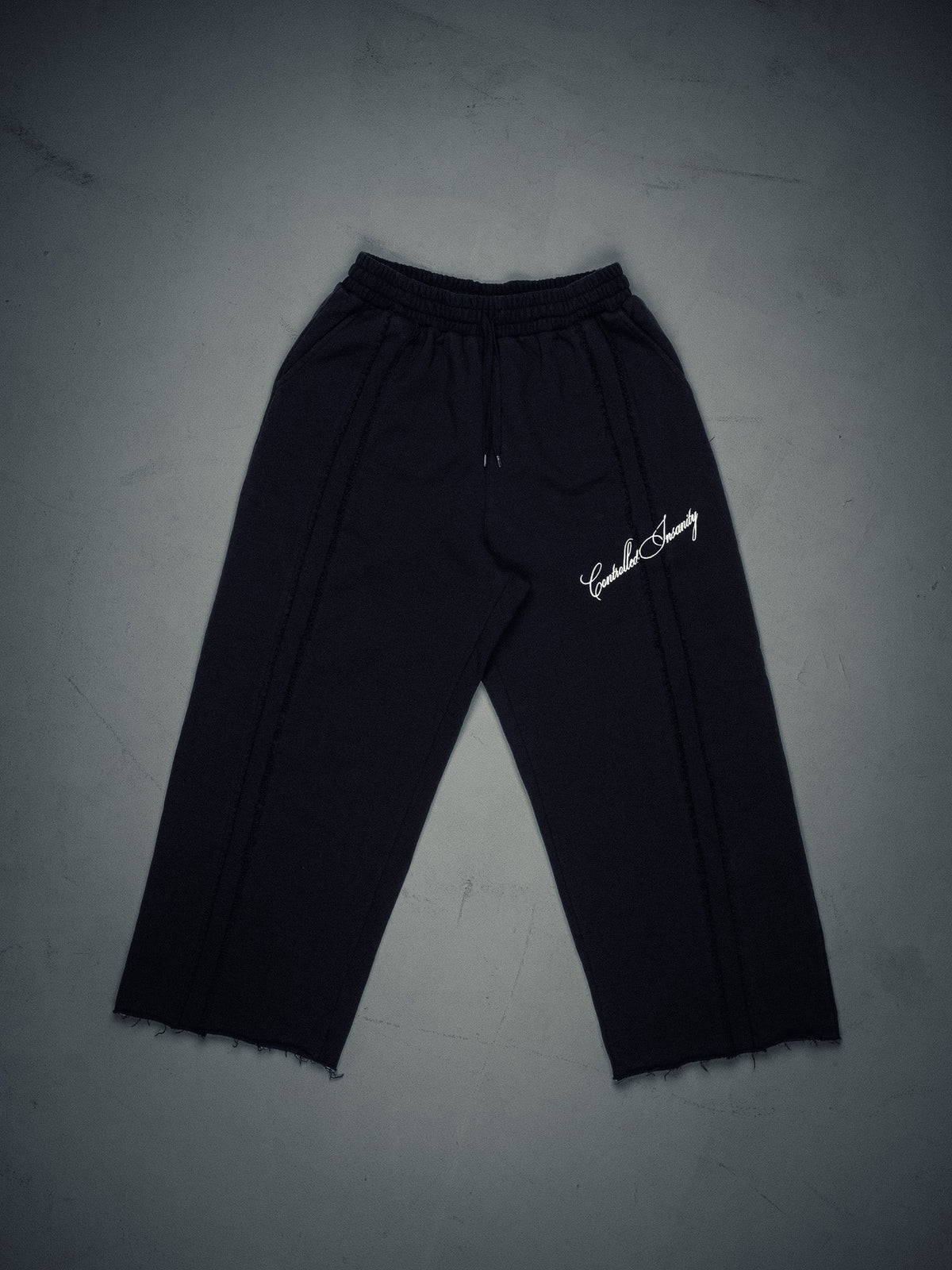 Signature Wideleg Sweats - Pitch Black
