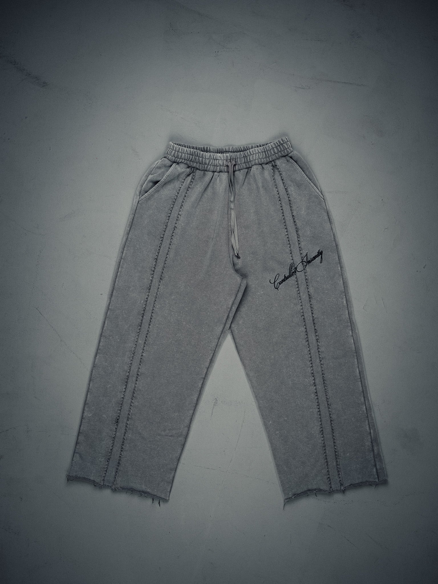 Signature Wideleg Sweats Grey