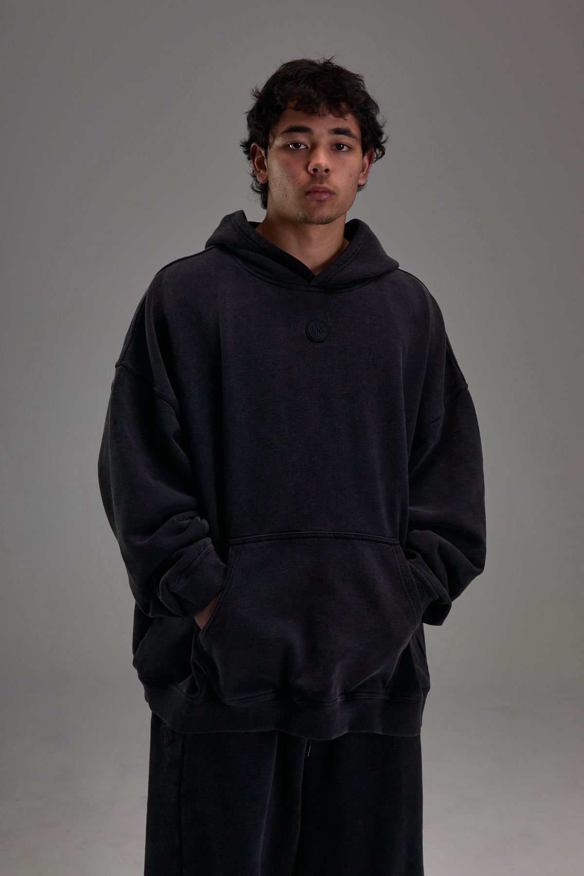 Heavyweight Pullover - Faded Black