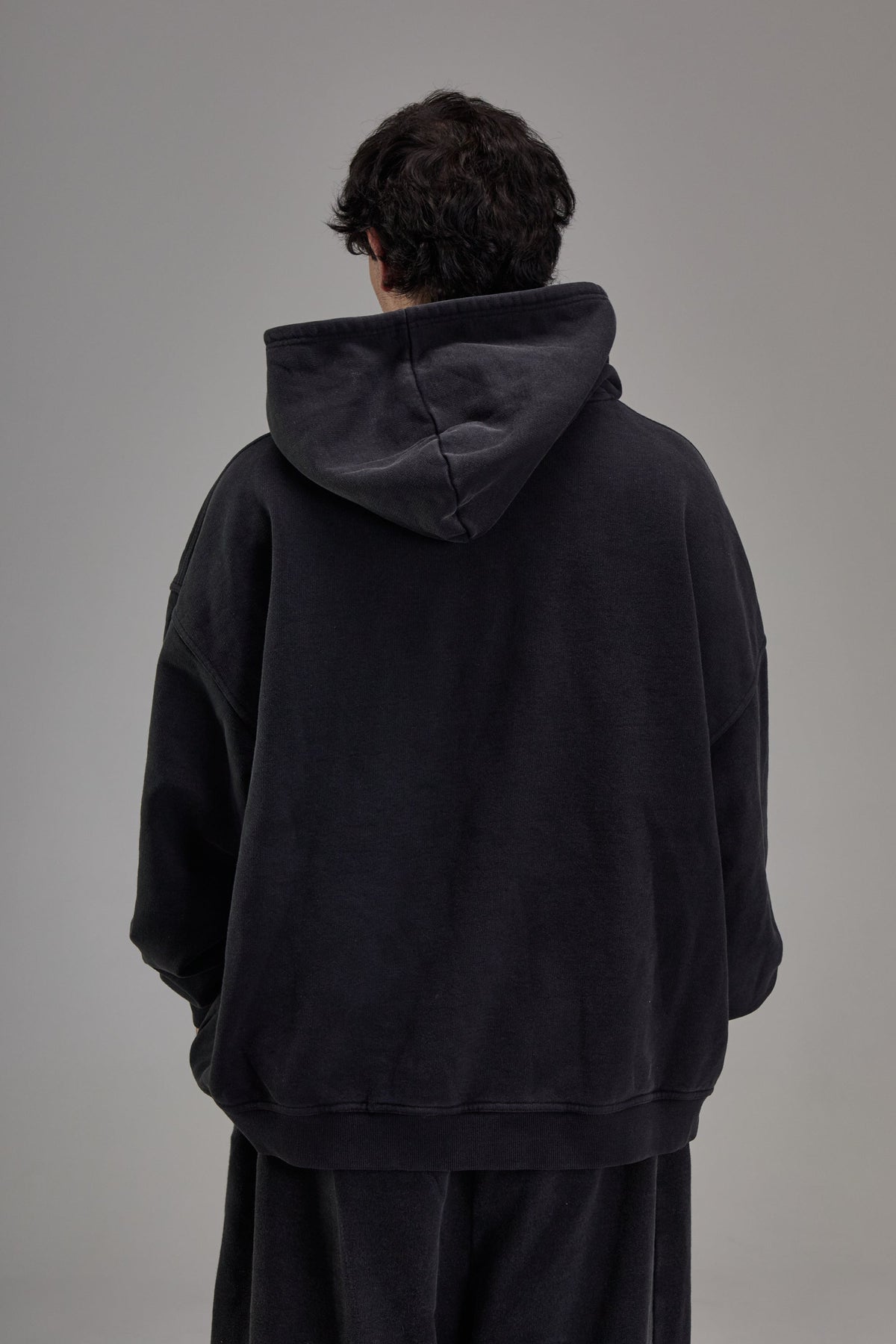 Heavyweight Zip Up - Faded Black