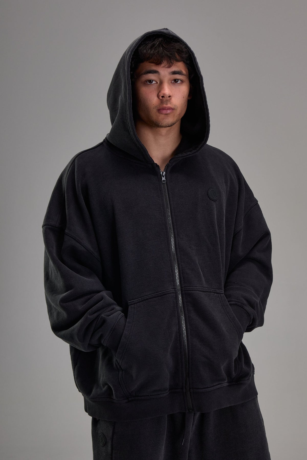 Heavyweight Zip Up - Faded Black
