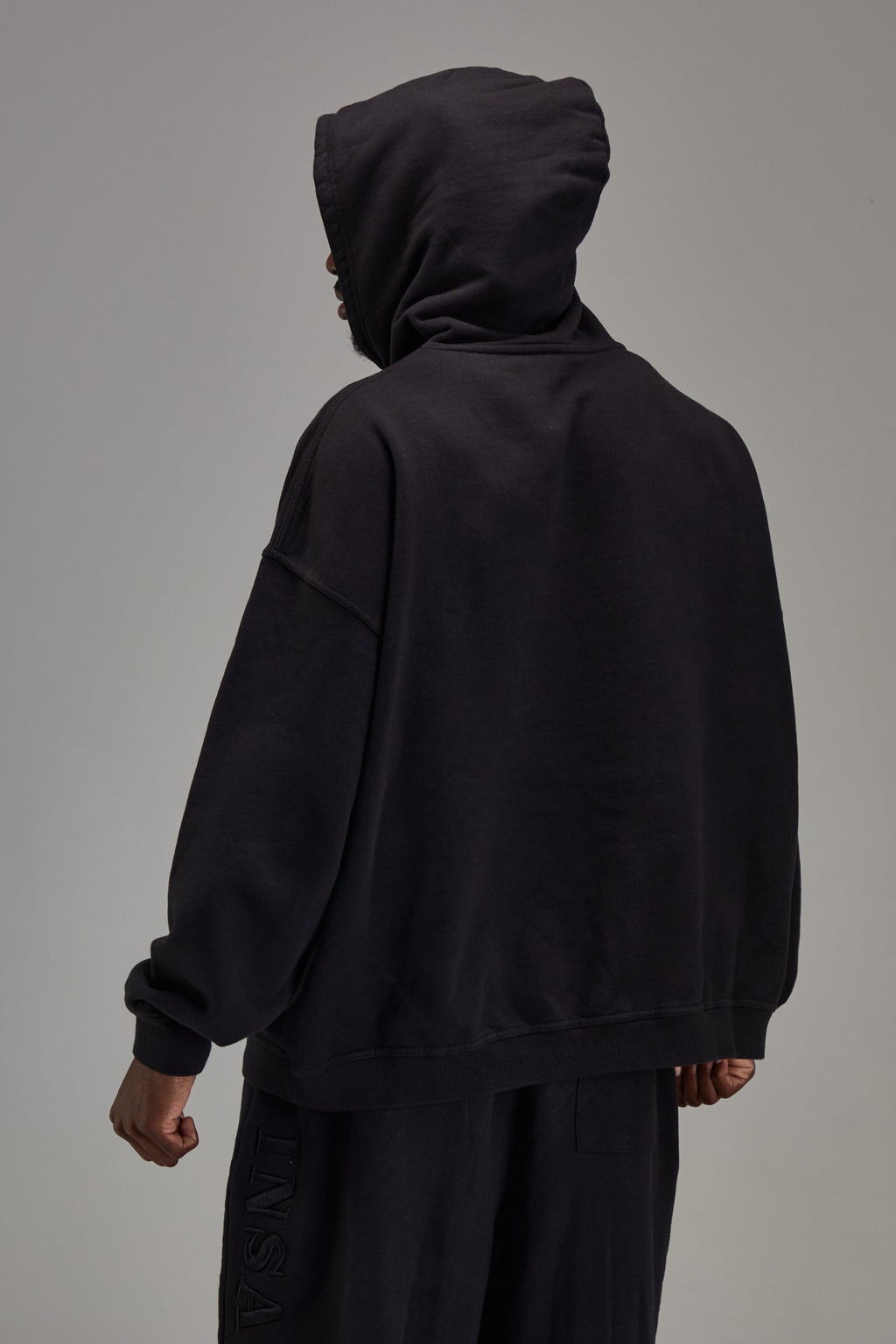 Heavyweight Pullover - Pitch Black