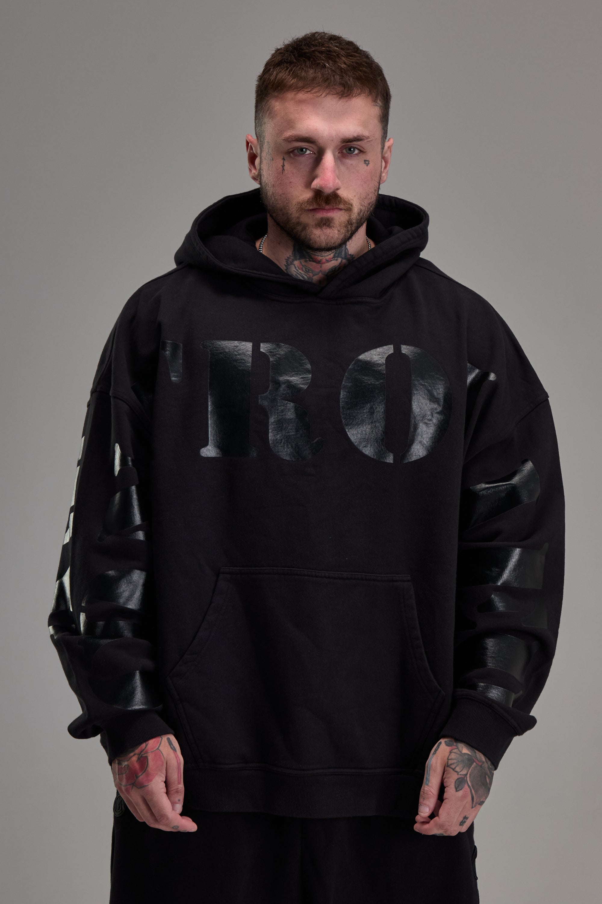 Blackout Pullover – Controlled Insanity