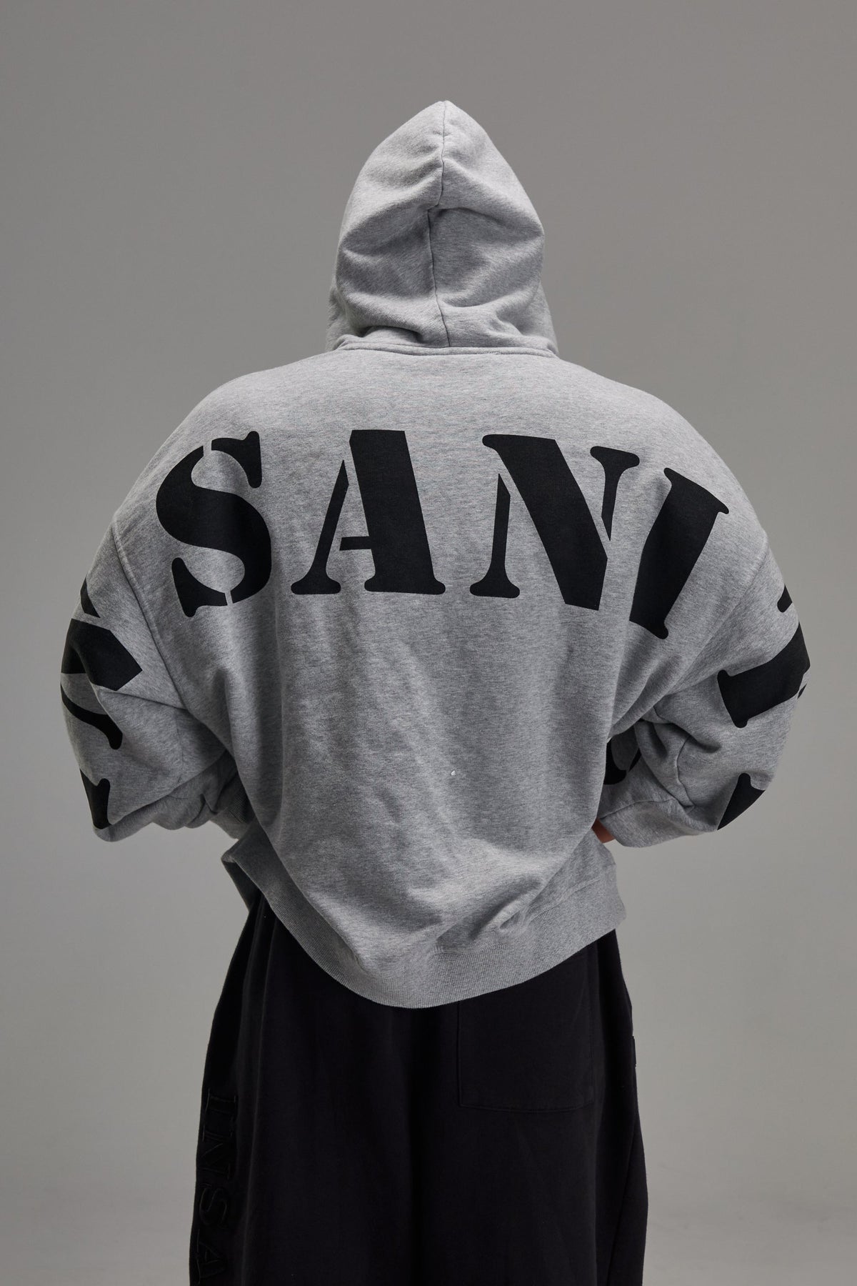 Signature Pullover - Cool Grey