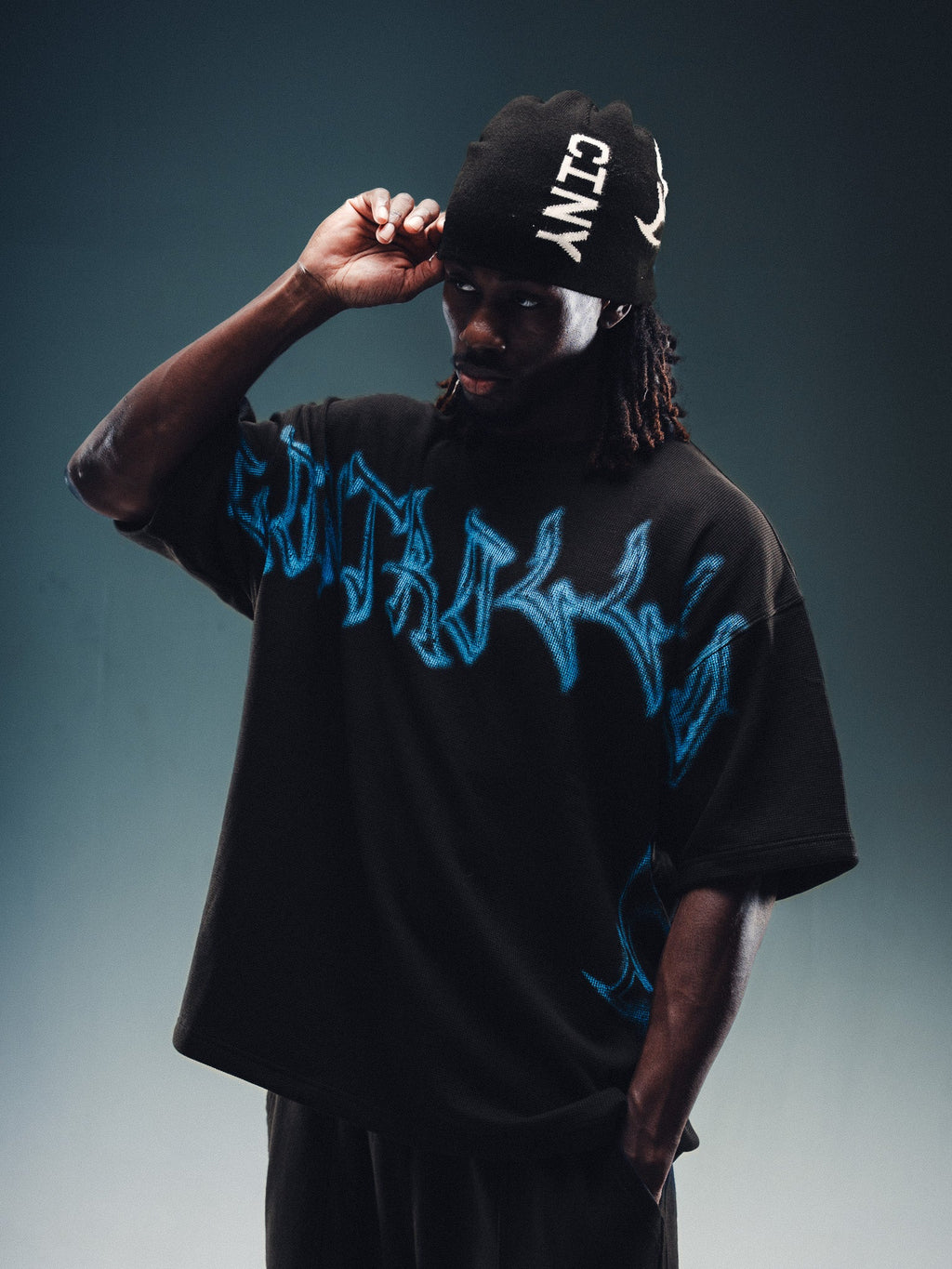 Graffiti Pump Cover - Black w/ Blue