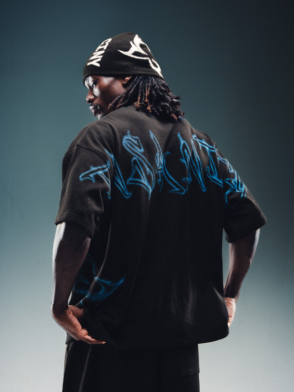 Graffiti Pump Cover - Black w/ Blue