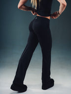 Form Straight Leggings
