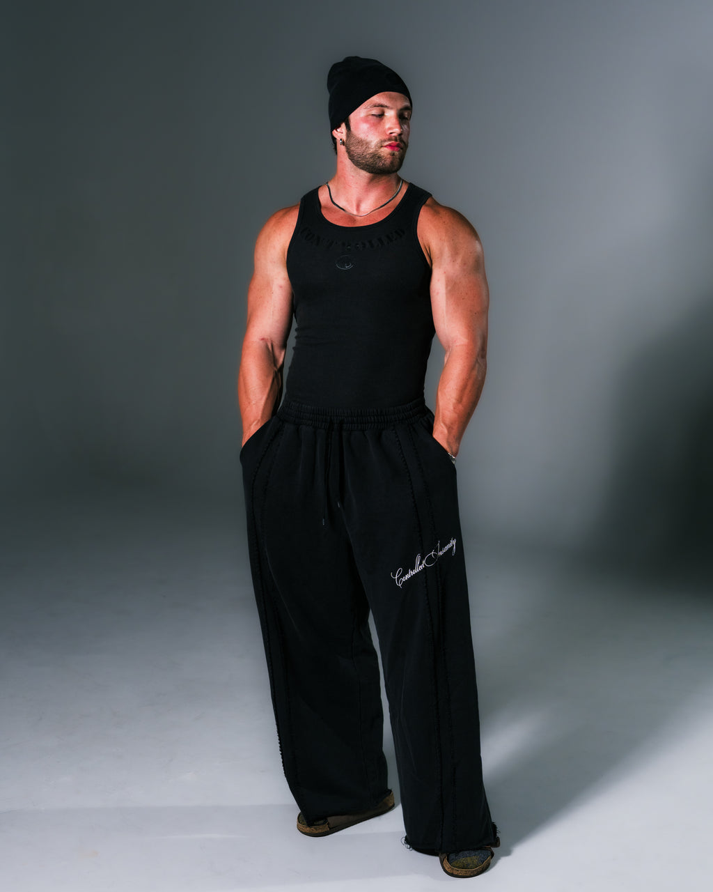 Signature Wideleg Sweats Faded Black