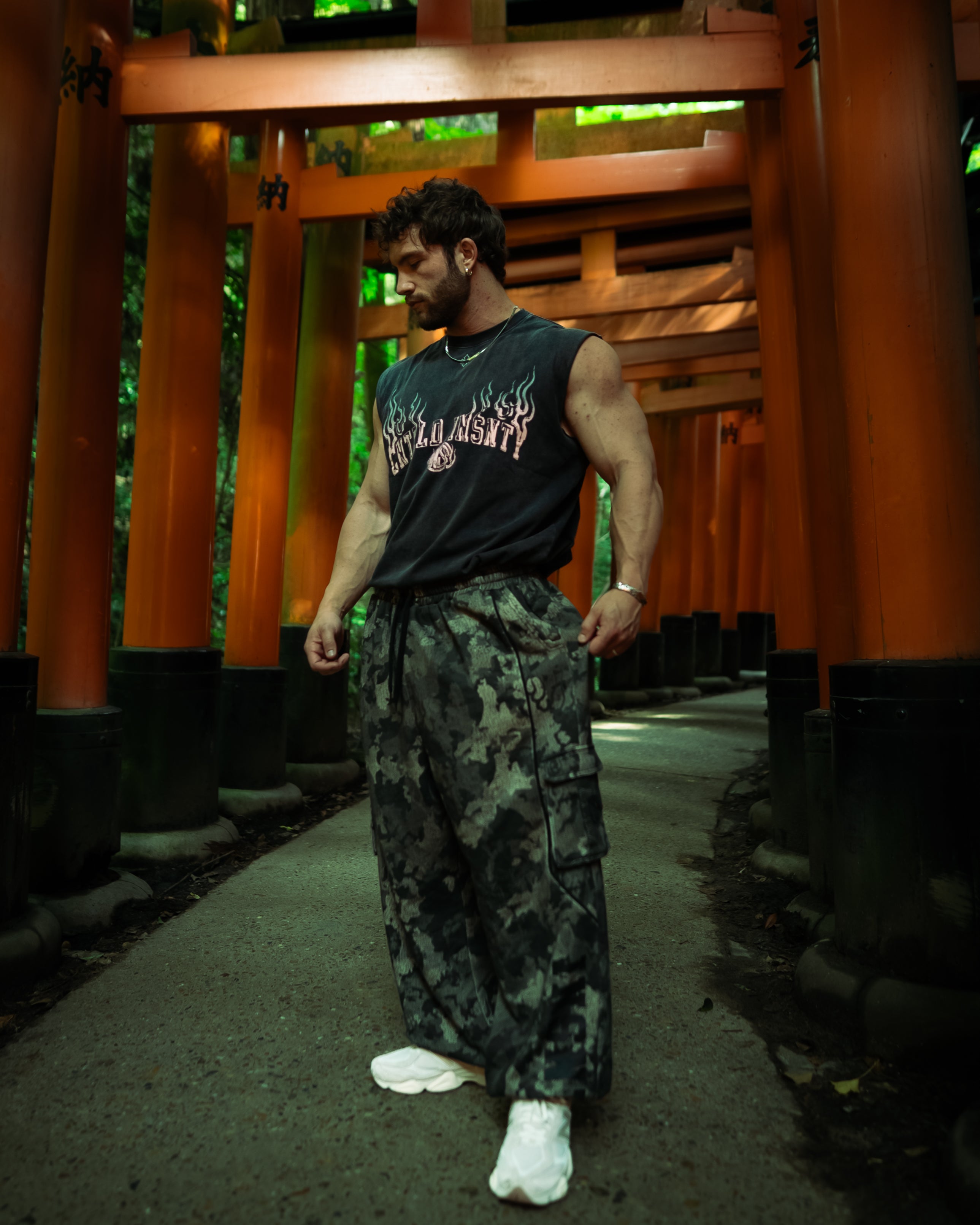 Cutoff Tank Top – Controlled Insanity