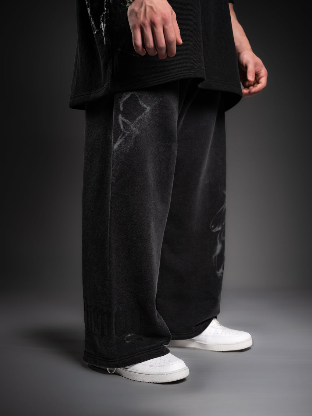 Wide Leg Sweats - Paranorman Black