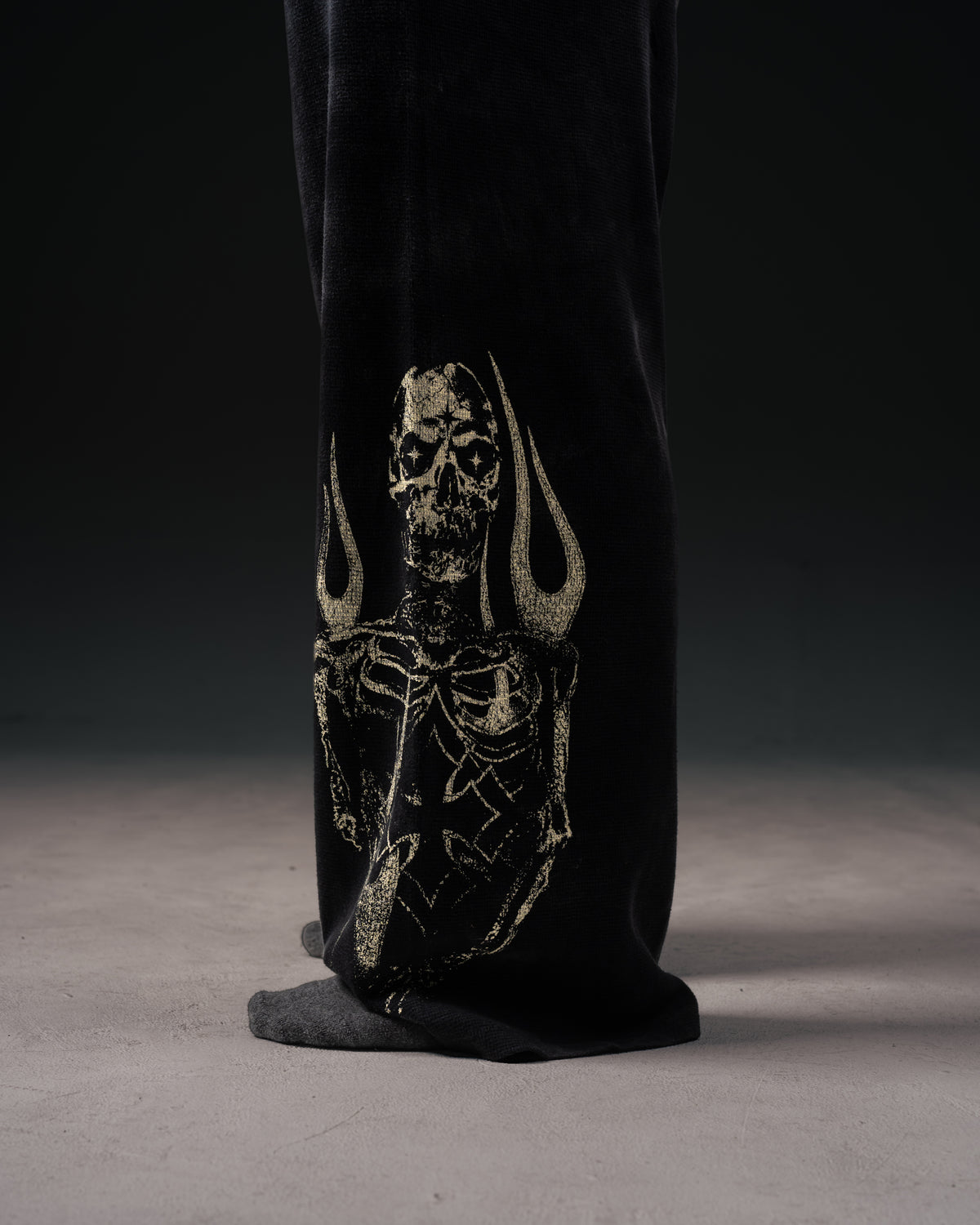 Reaper Waffleknit Sweatpants - Black W/ Beige