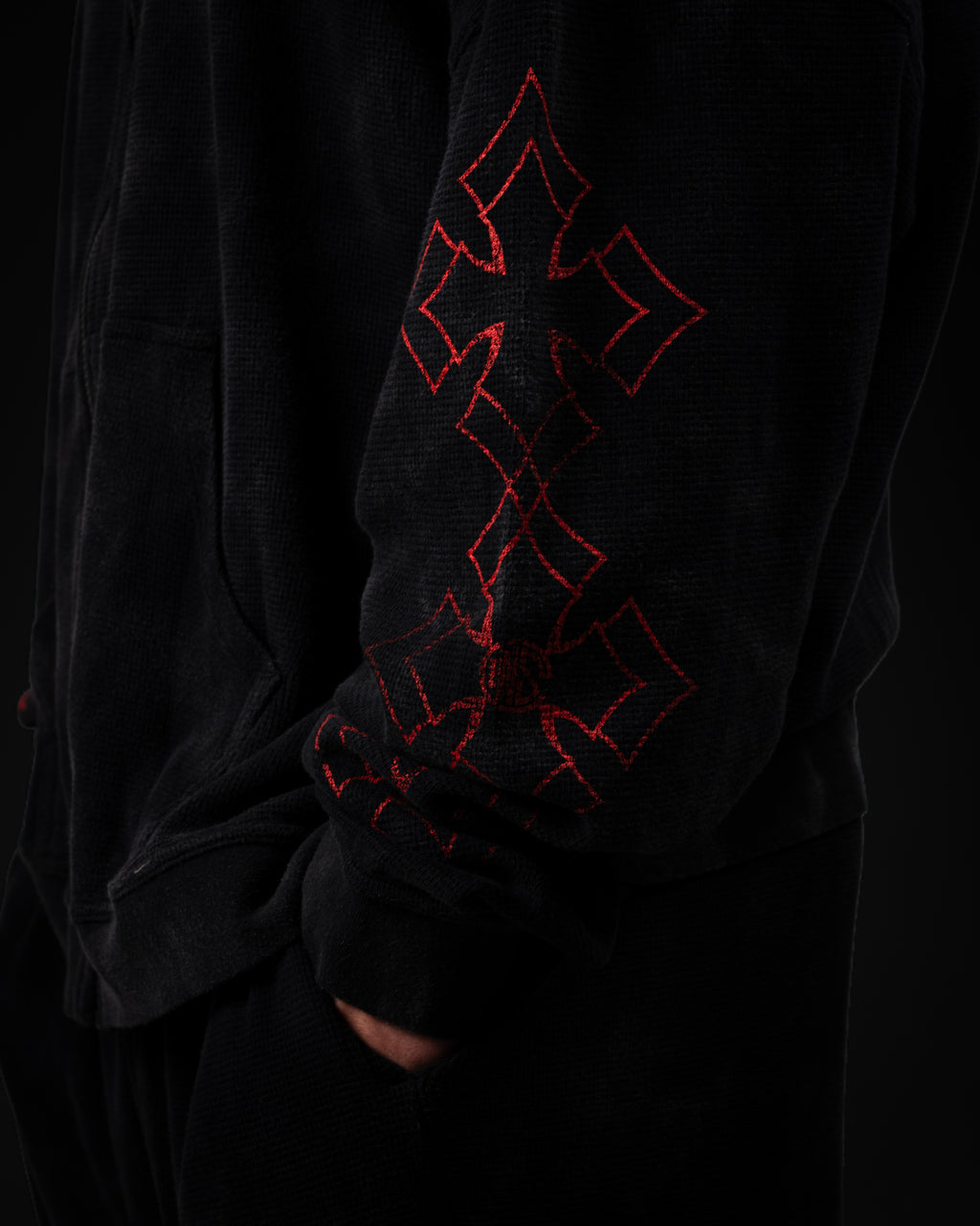 Outlaw Waffleknit Zip Up - Black W/ Red
