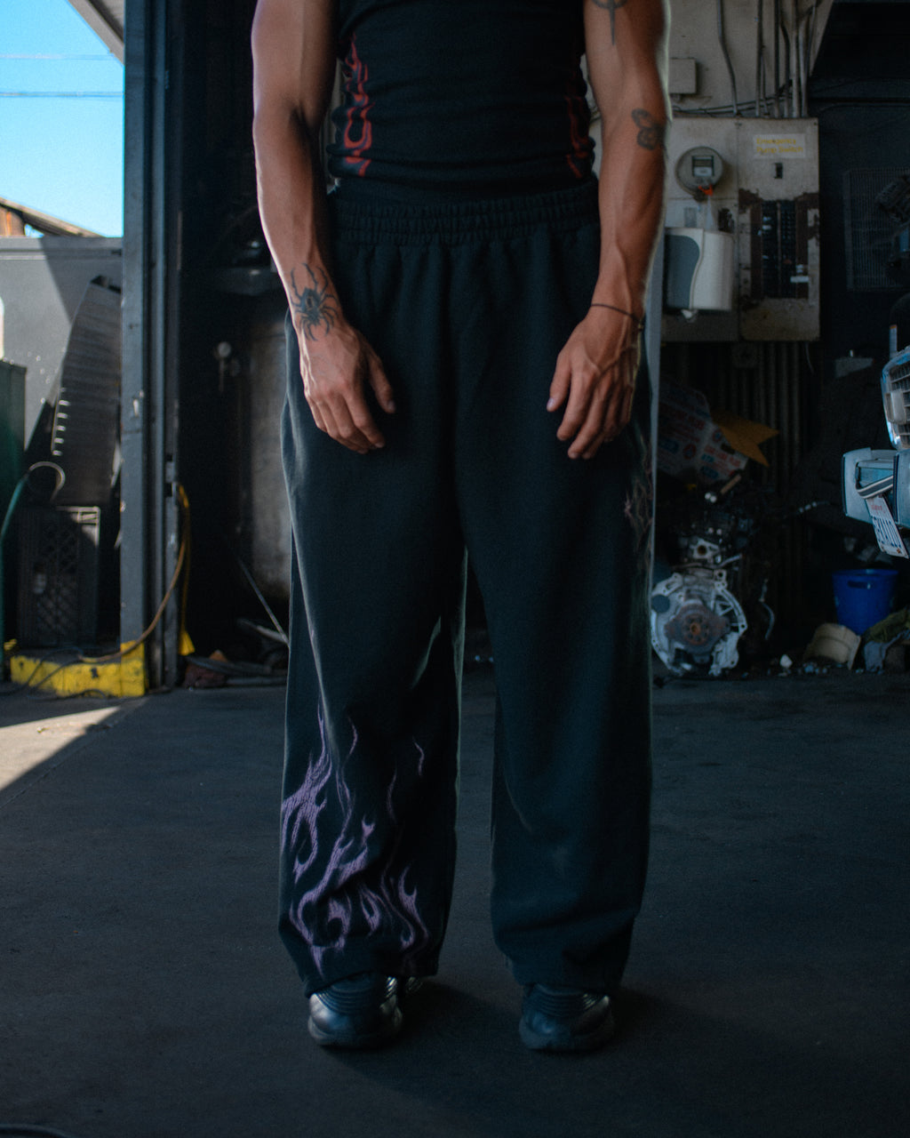 Ghost Sweatpants Glossy Pink